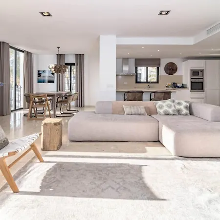 Jdg7-stunning 100 Meters From Marbella
